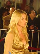 Nicollette Sheridan interprète Edie Britt.