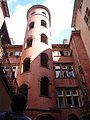 La Tour Rose dans le Vieux-Lyon