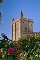 Donjon del castillo-iglesia de Morthemer.