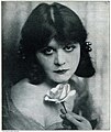 Theda Bara photographiée par Orval Hixon (1922)