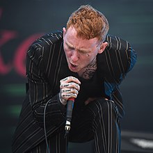 Vocalist Frank Carter performing in 2017.