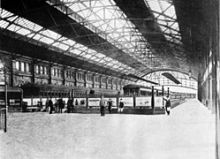 Interior and platforms c. 1910