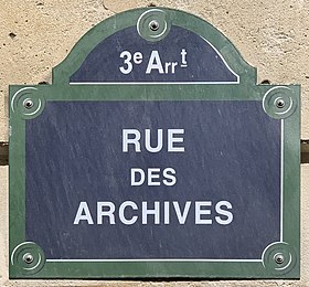 Voir la plaque.