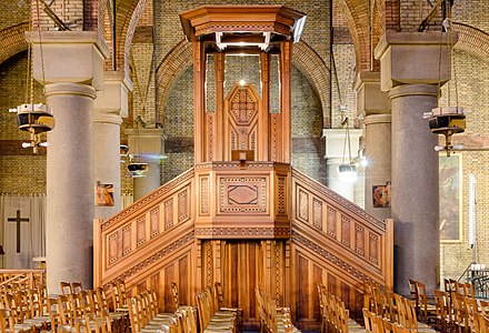 Église Saint-Michel des Batignolles, Paris.