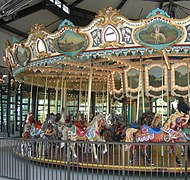 Carousel de Zoo de Cincinnati, aujourd'hui situé à Woodland Park Zoo