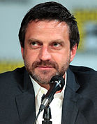 Raúl Esparza interprète Rafael Barba