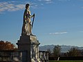 The Gaston Fébus statue facing the Pyrénées