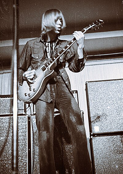 Fleetwood Mac Danny Kirwan 12.jpg