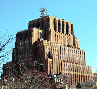 Mesopotamian influences – Western Union Building (Hudson Street no. 60) in New York City, by Voorhees, Gmelin and Walker (1928–1930)