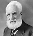 Alexander Graham Bell, gebaore op 3 miert 1847.