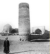 La torre della moschea del venerdì di Saveh in Iran