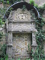 Ehemaliges Portal im Garten des Heimatmuseums