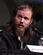 Ryan Hurst dans le rôle d'Harry « Opie » Winston.