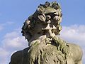 Padre Tamigi, scultura in pietra di Coade di John Bacon , nel parco di Ham House, Richmond