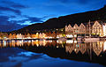 El barri de Bryggen de nit.