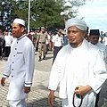 K.H. Arifin Ilham diundang Pemerintah Kota Pariaman untuk zikir bersama dalam memeriahkan HUT Kota Pariaman ke-15 di Pantai Gandoriah, 9 Juli 2017