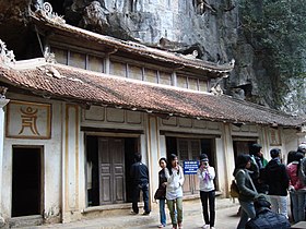 Chùa Bích Động (Ninh Bình)