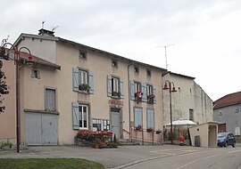 The town hall in Vroville