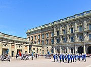 Nationaldagsfirande på yttre borggården 2013.