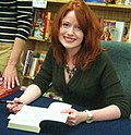 Portait de Richelle Mead.