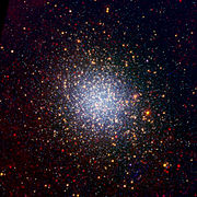 Omega Centauri en infrarouge par le télescope spatial Spitzer.