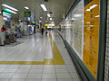 JR本八幡駅方面改札（2008年2月）
