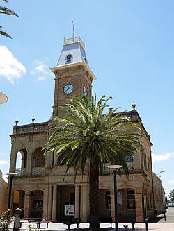 Town Hall, Warwick