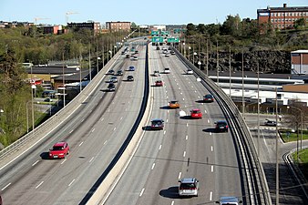 Trafikplats Nybohov och Hägerstensviadukten.