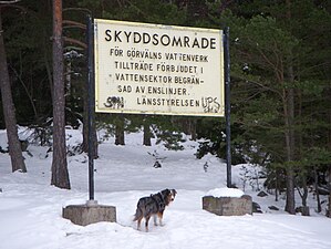 Skyddsområdet, skylt på Skäftingeholmen.