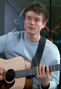 Alec Benjamin