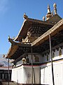 O topo do telhado do Potala.