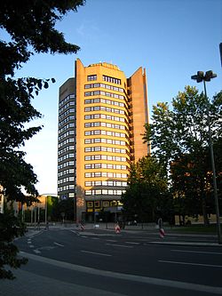 Сградата на кметството в Гьотинген, построена през 1978 г.