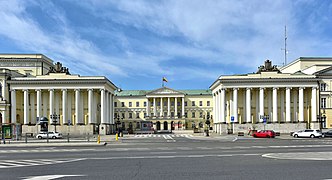 マゾフシェ県庁 ネオクラシカル様式の代表的建築物