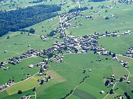 Zicht op Aeschi bei Spiez