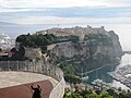 Rots met het stadje Monaco.