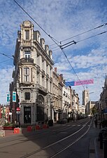 Hoekhuis Hippoliet Lippensplein 25 op kruispunt Vlaanderenstraat-Brabantdam