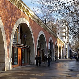 Viaduc des Arts.