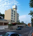 Marom Hotel