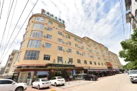 Dongxing Xinchang Hotel