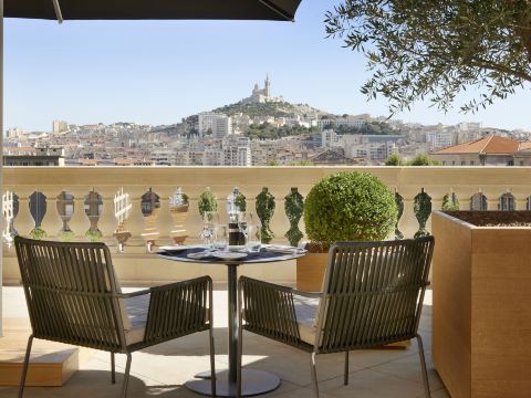 Intercontinental Marseille Hôtel Dieu, an IHG Hotel