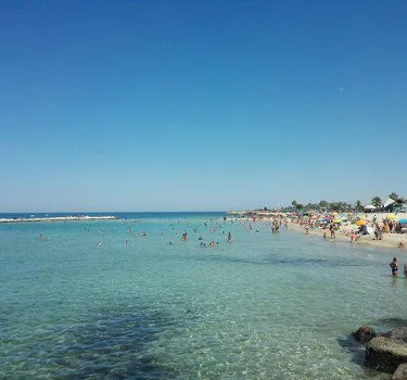 Pane e Pomodoro Beach