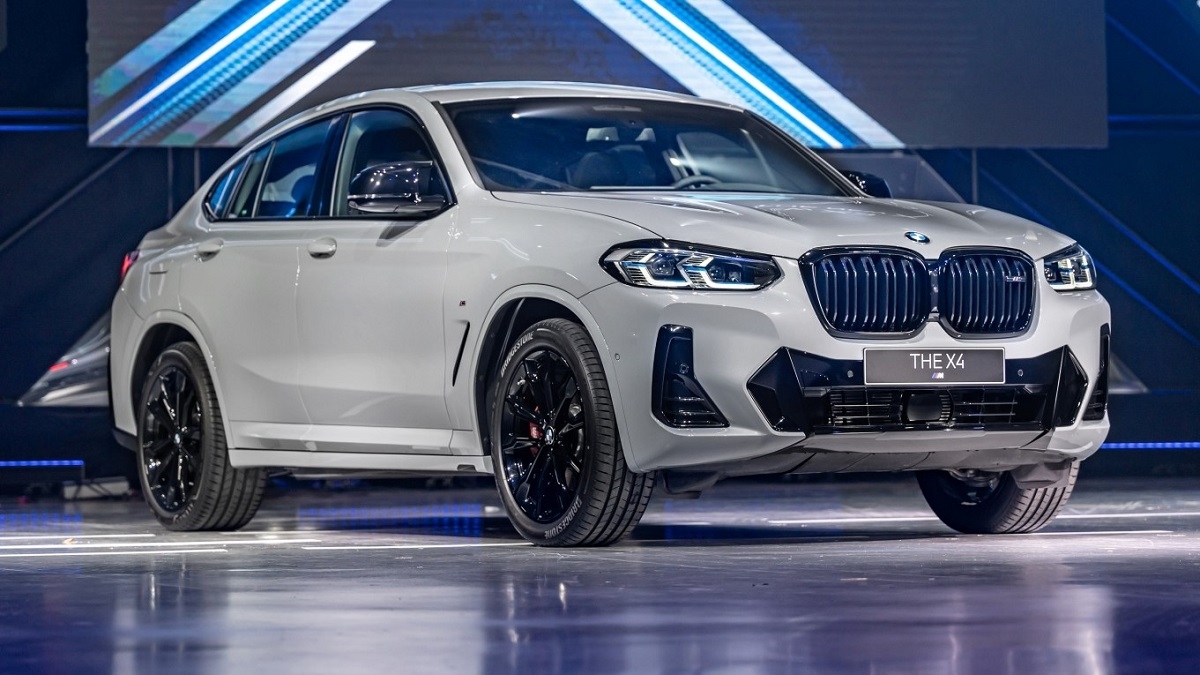 2024 BMW X4 M40i