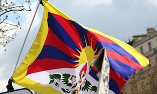 800px-Tibet_flag