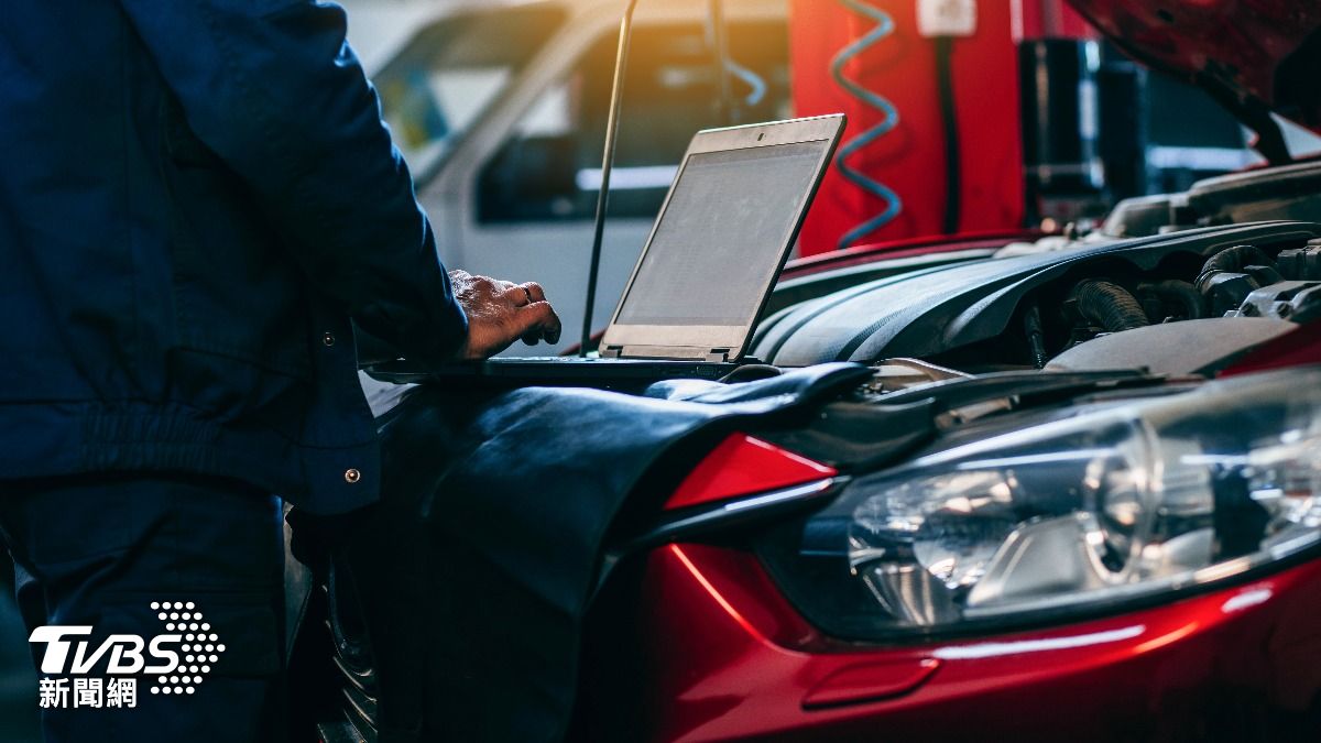 報廢新車機率越來越高，主要是維修新車太貴導致。（示意圖／shutterstock達志影像）