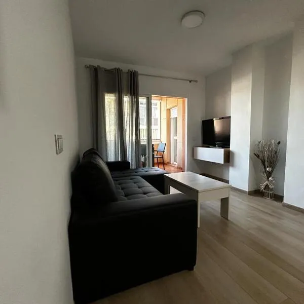 Apartamento Elena, hotel v mestu Fuengirola