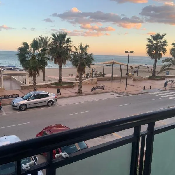 Apartamento Carvajal 50 m playa, hotel v mestu Fuengirola