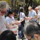 獨/夏克立龍山寺為街友送暖　打官司經濟拮���借住律師事務所