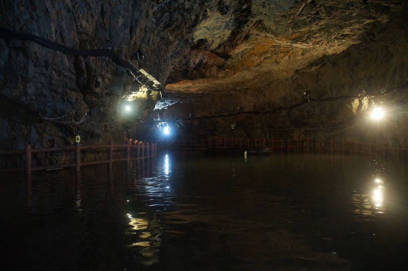 北海坑道內部