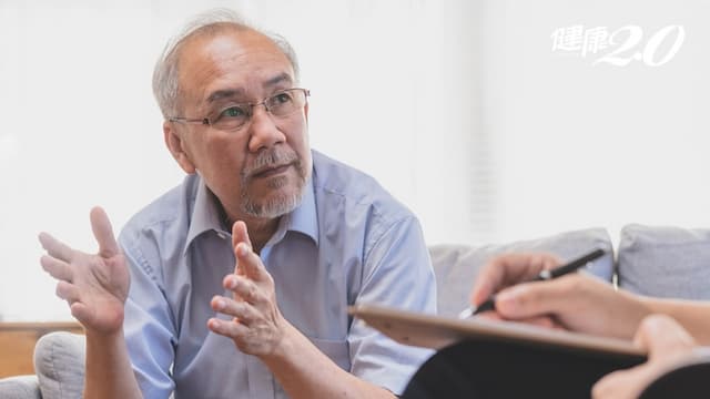 65歲退休後健保怎麼保？台大醫師也煩惱！不想依親小孩投保可以嗎？/life/349790