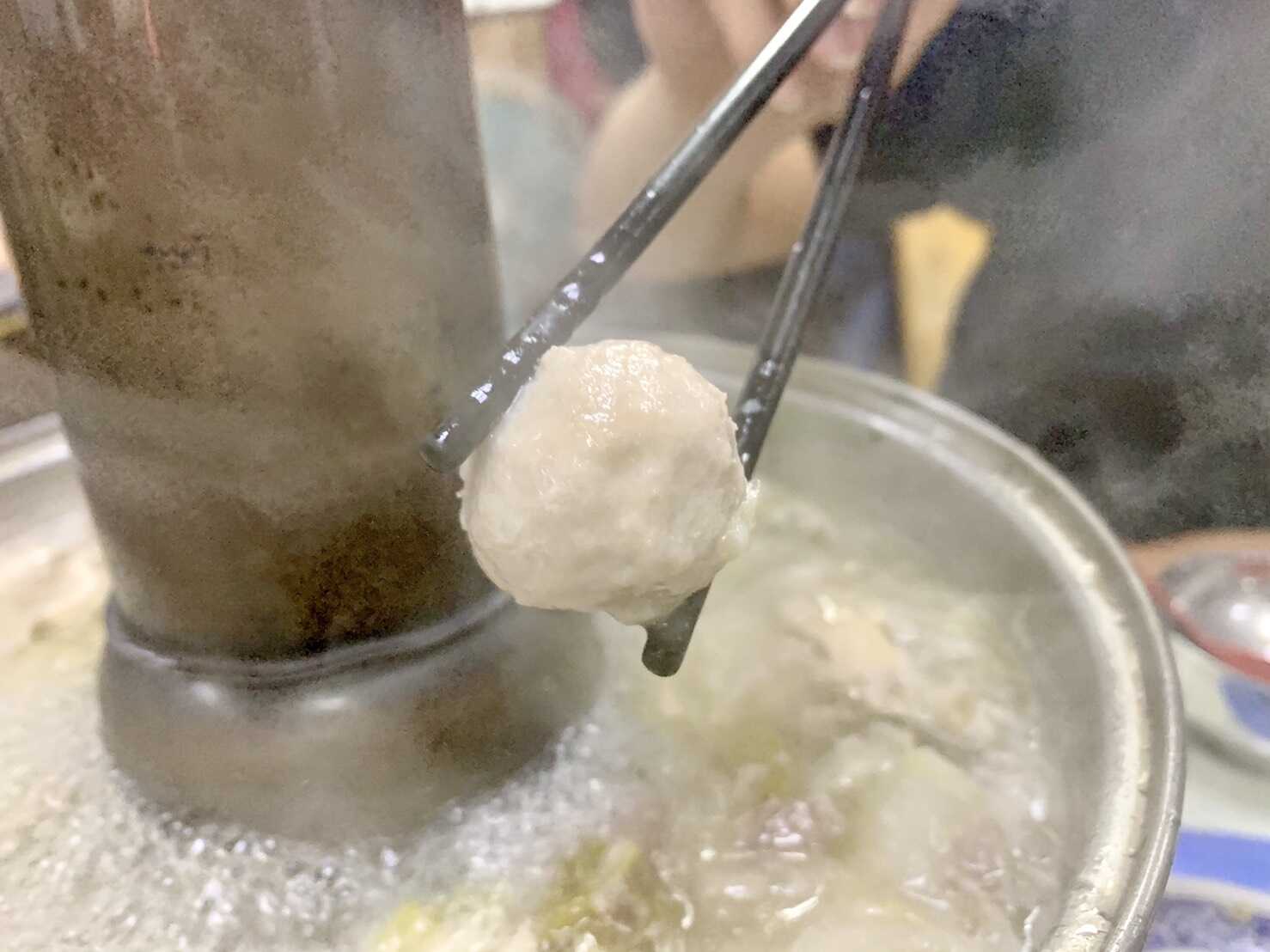 一畝田酸菜白肉鍋